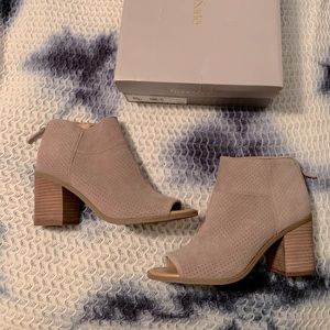 New - Franco Sarto Peep Toe Bootie